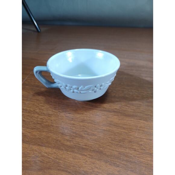 RARE VTG Hazel Atlas MCM Multicolor Cup Set Of 4 3D Raised Flower Leaf Design - Picture 2 of 10